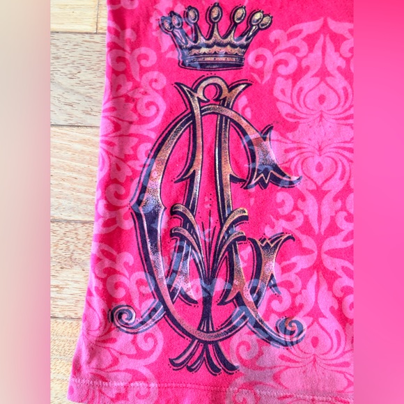 Christian Audigier Men's Red Skull and Rose Tee - Picture 7 of 12